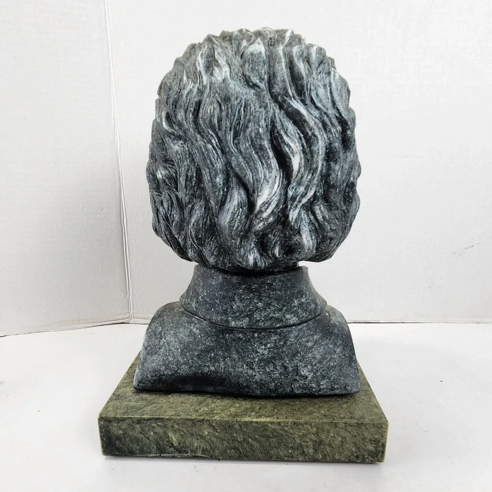 Gemmy Spooky Talking Motion Animated Statue Bust Head Halloween Decor Prop Light